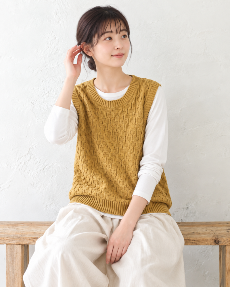 2色展開|ジャカード素材のゆったりVネックベスト
