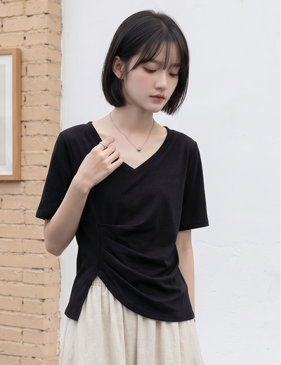 Vネック アシンメトリーギャザーTシャツ
