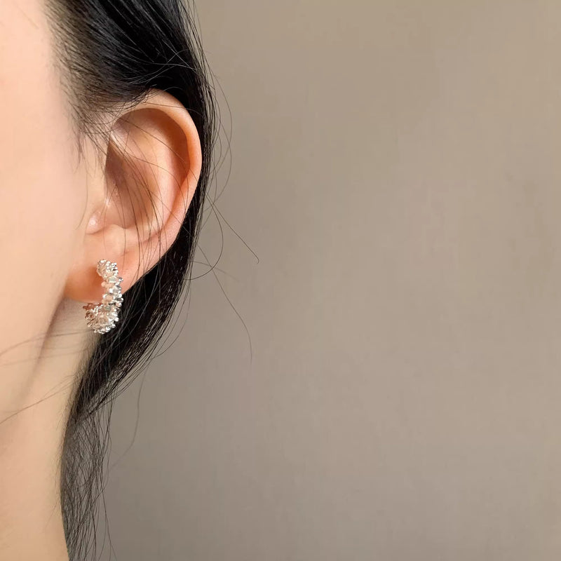 シルバー きらめくハーフフープ レイヤードピアス