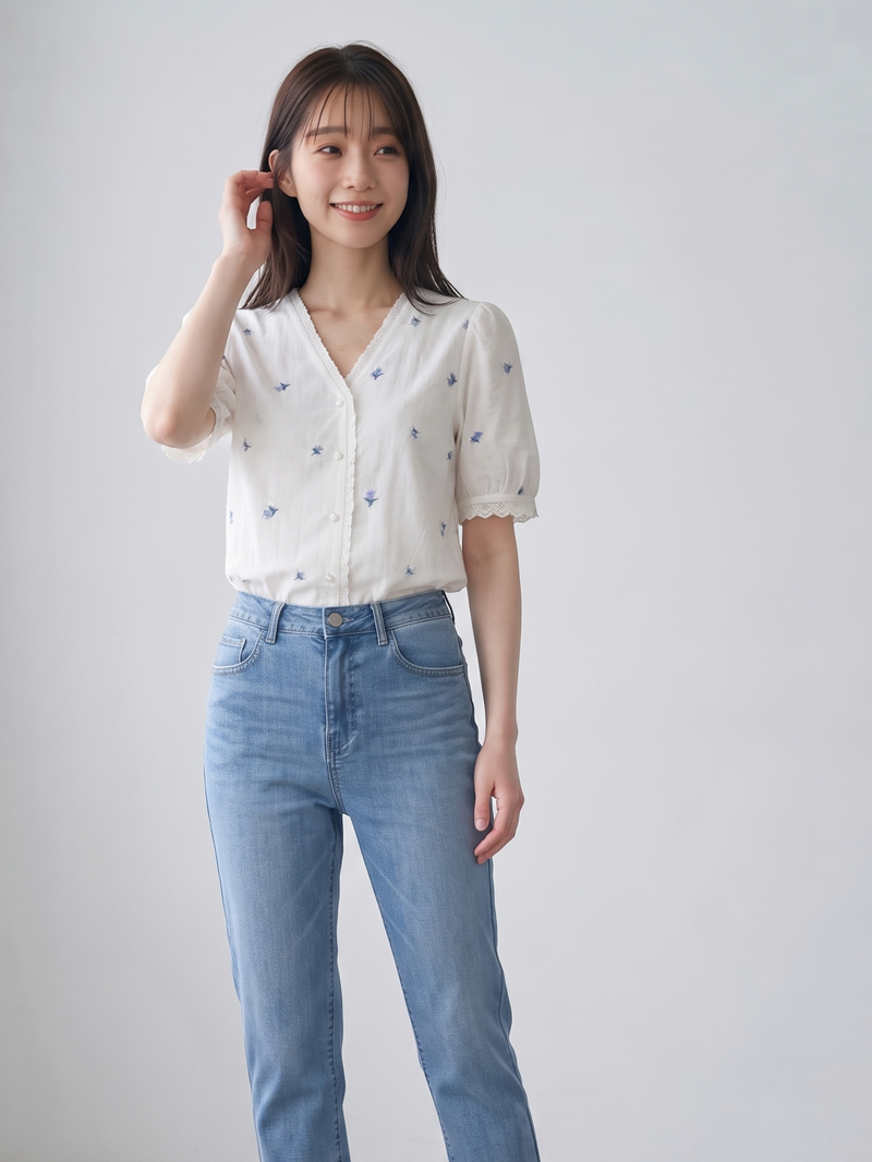 Vネック レーストリム 刺繍 パフスリーブ 半袖ブラウス