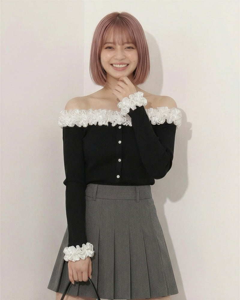 ワンショルダー フリル付き タイトショート丈 前ボタン 長袖Tシャツ