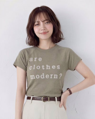スリムフィット ショート丈 ドロップショルダー ラグランスリーブ ロゴパイル 半袖Tシャツ