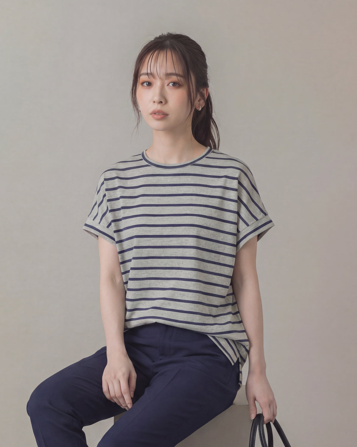 ゆったりドロップショルダー ボーダーTシャツ