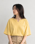 ゆったりドロップショルダーポケットTシャツ