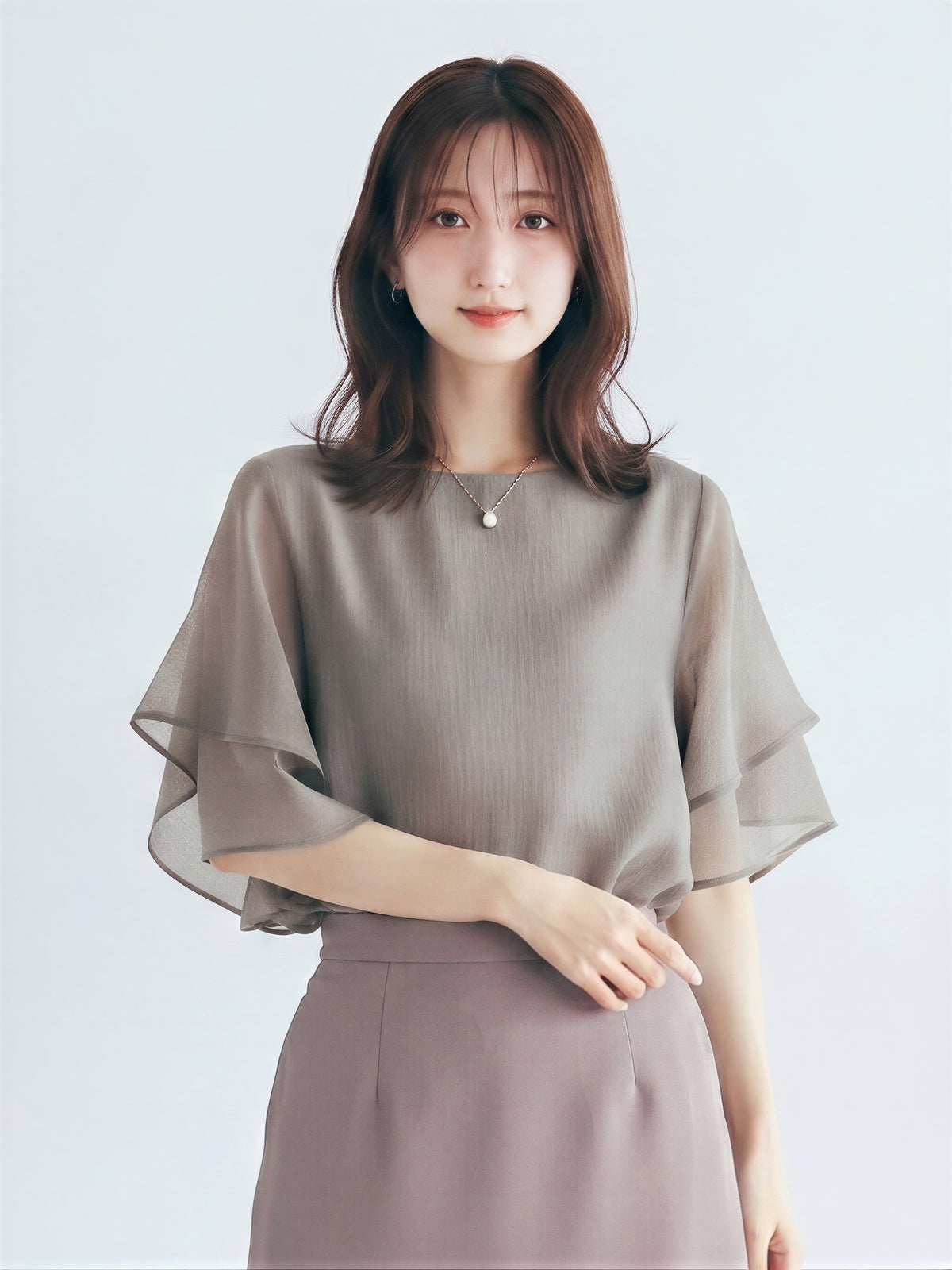 ラウンドネック ティアードフリルスリーブ ルーズ シフォンブラウス