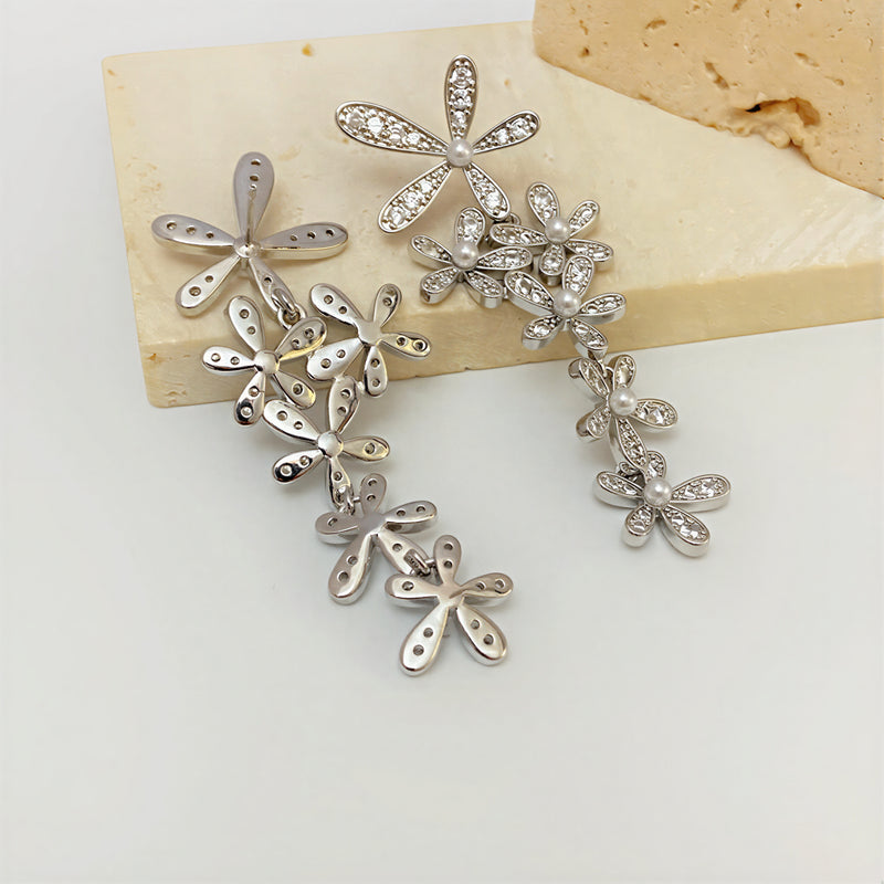 ラインストーン×パール フラワー ロングピアス