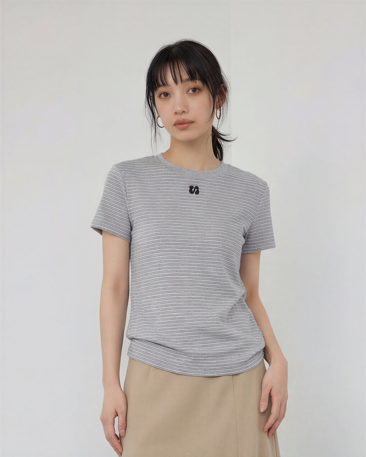 細ボーダー クルーネック スリムフィット 半袖Tシャツ
