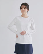 クルーネック ストレートシルエット ゆったり 長袖Tシャツ