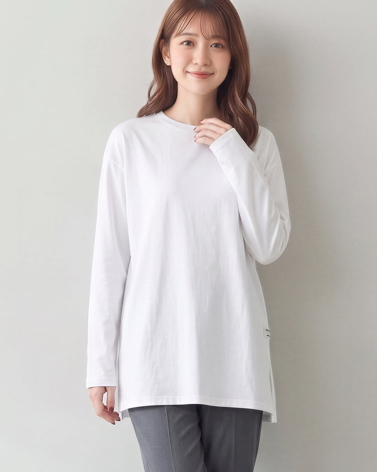 【秋新作】【全2色】S~2XL ゆったりドロップショルダー スリット入り長袖Tシャツ