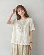 スクエアネック 刺繍 ゆったりTシャツ