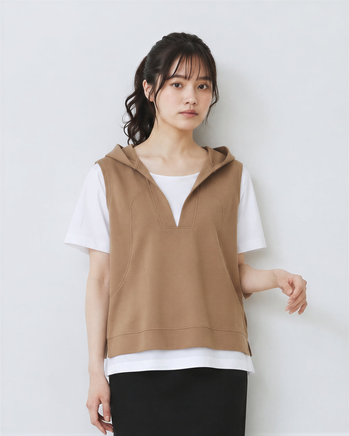 M~3XL フード付きVネック スリット入りフェイクレイヤードTシャツ