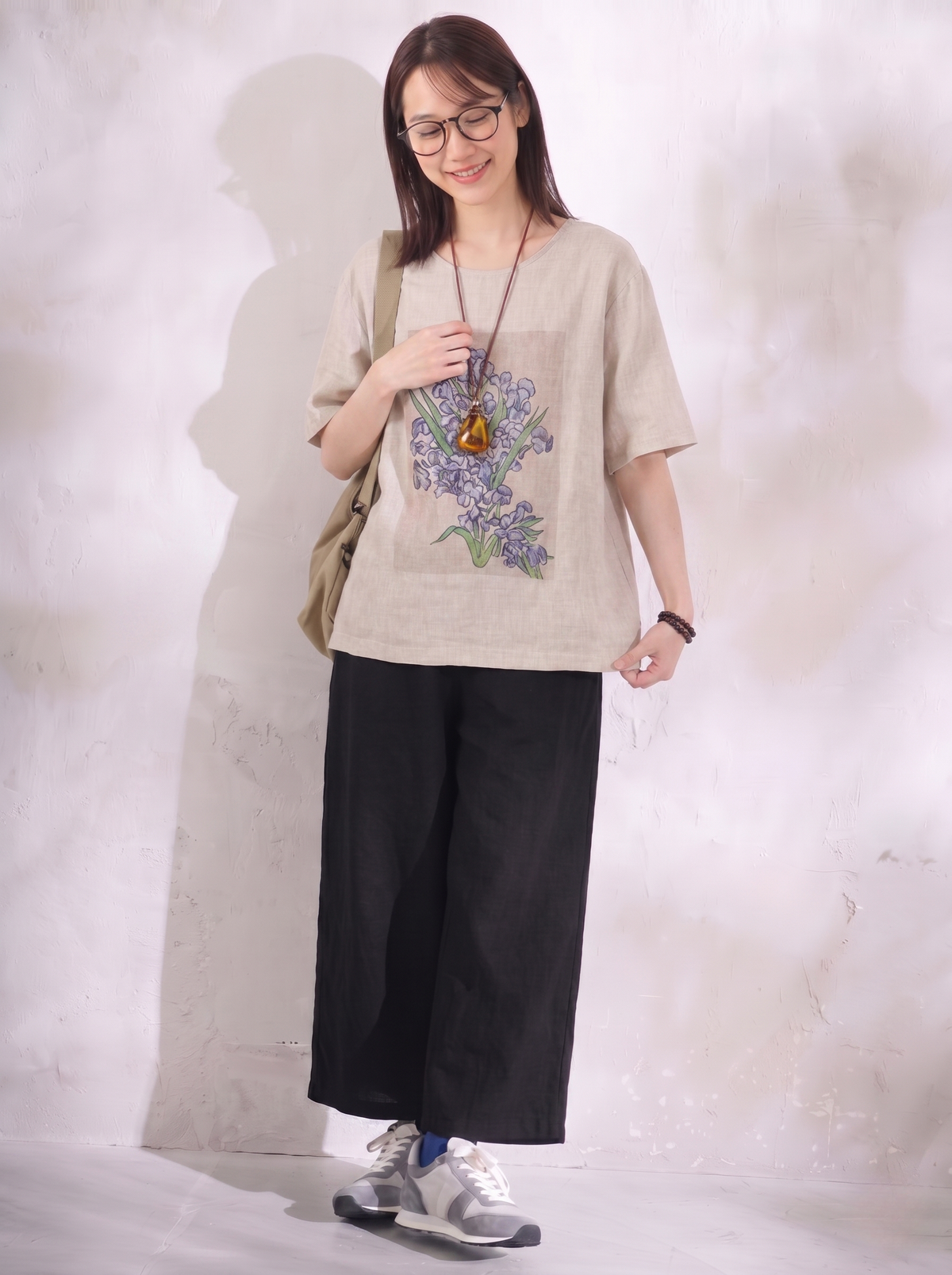 ゆったりカジュアルクルーネックフラワープリント半袖Tシャツ