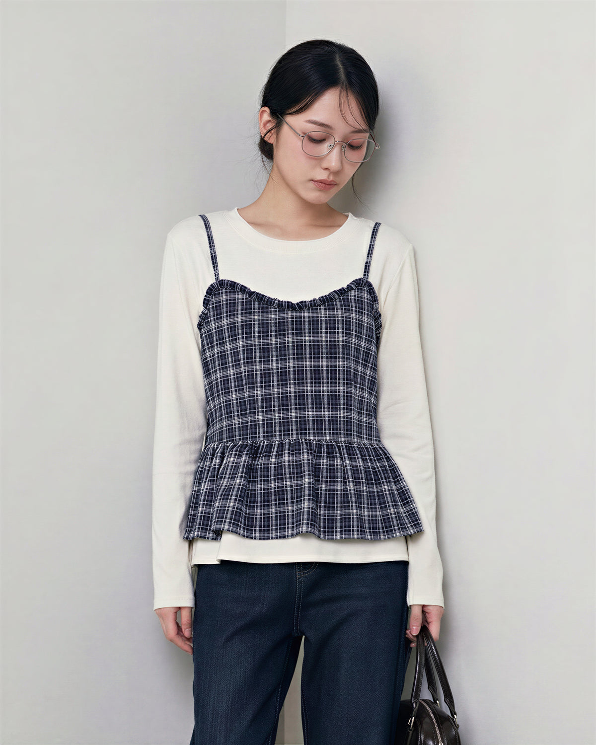 チェック柄キャミ重ね着風 フリルヘム レイヤード風 長袖Tシャツ