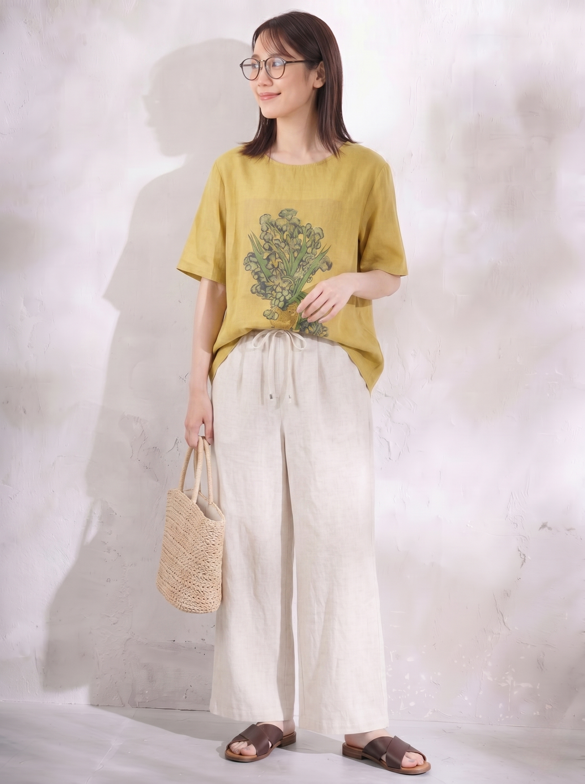 ゆったりカジュアルクルーネックフラワープリント半袖Tシャツ