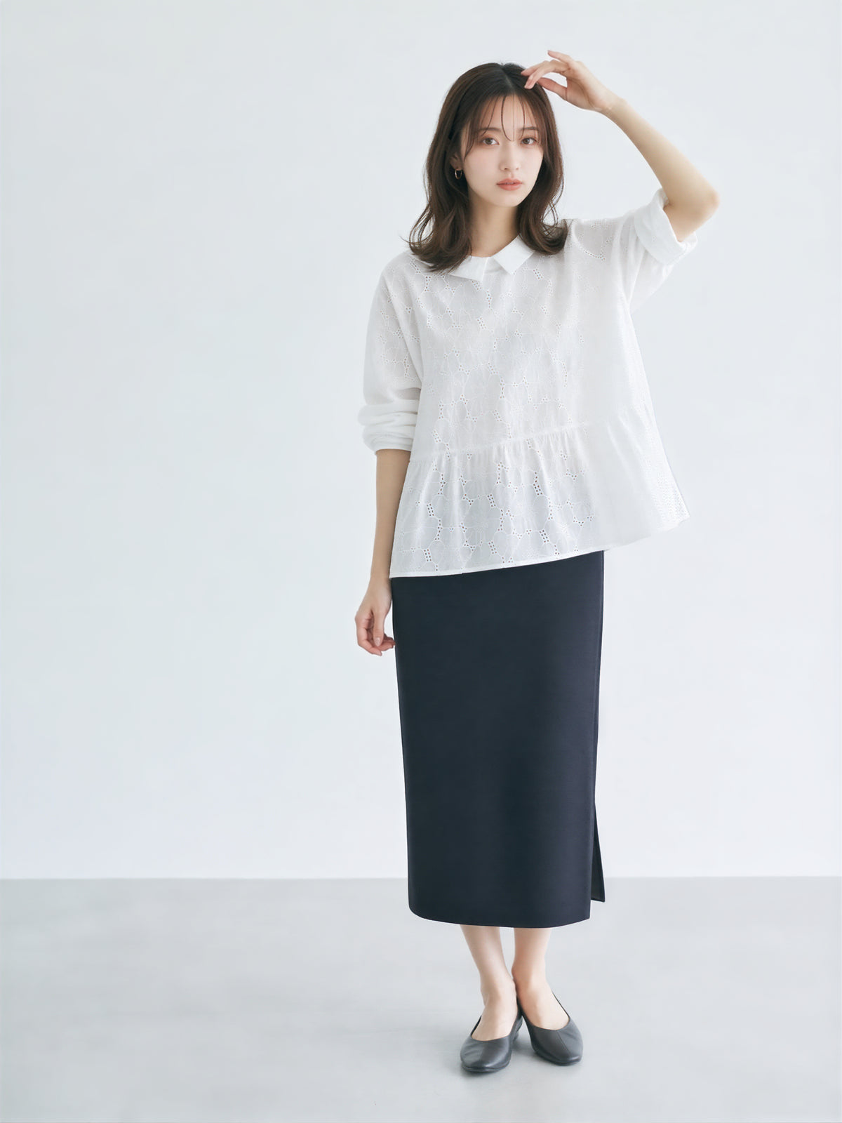 M~2XL ホワイト 透かし柄 襟付き ゆったり長袖シャツ