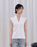 Vネック スリムフィット シンプル ノースリーブTシャツ