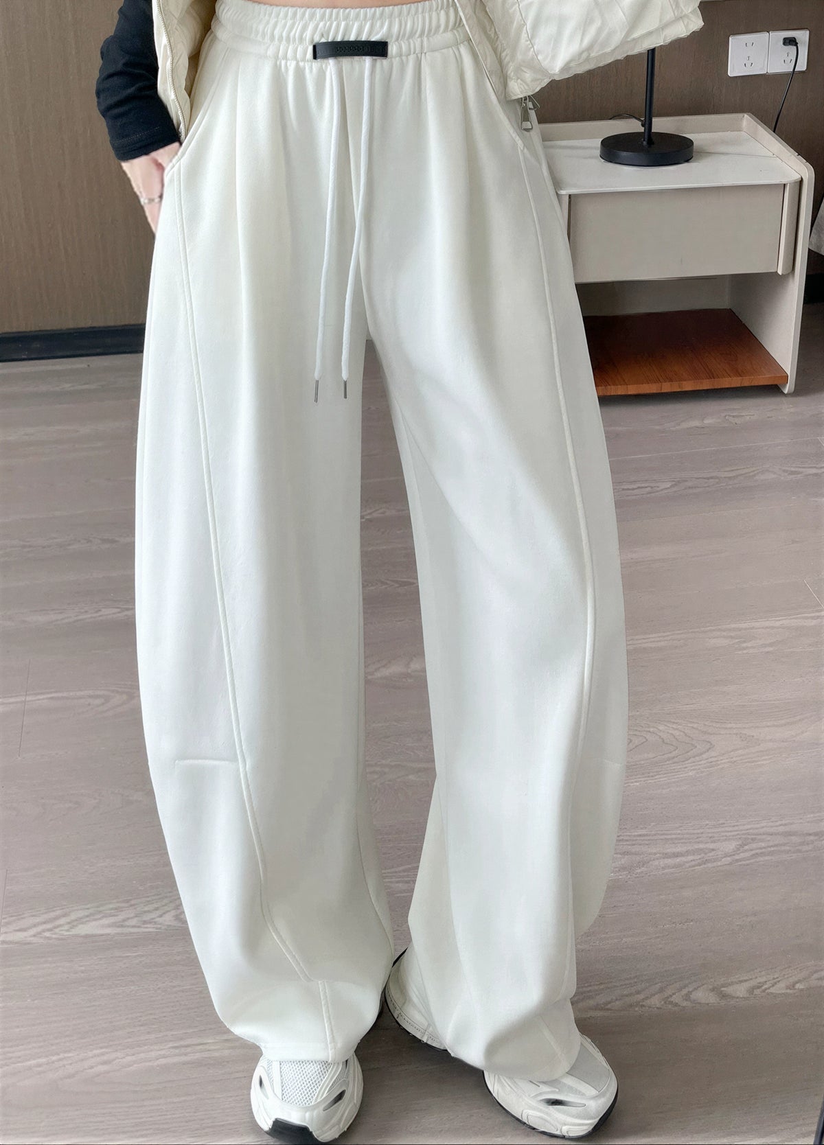 ハイウエスト ドローストリング 立体ワイドパンツ