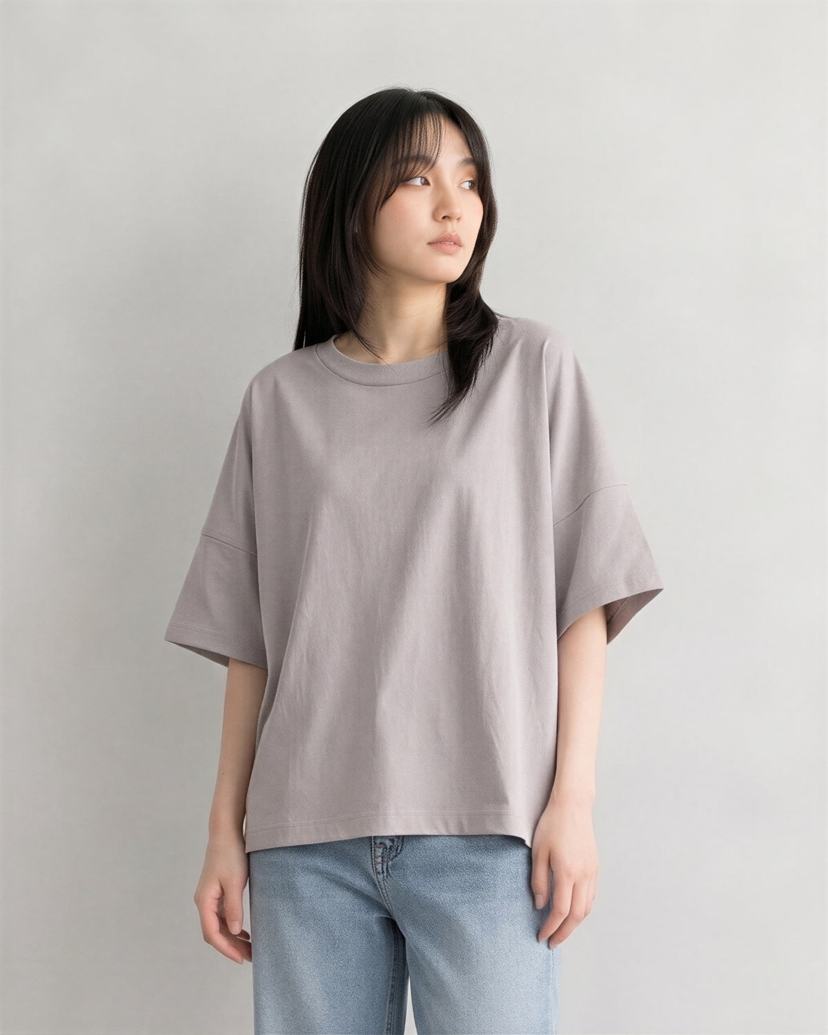 ゆったりドロップショルダー スリットTシャツ