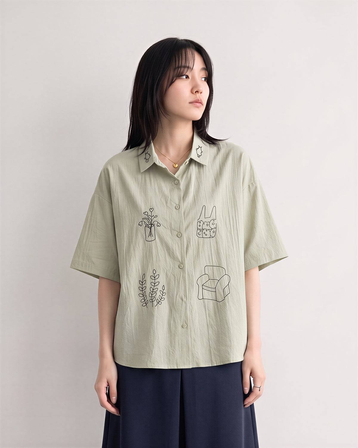 【全2色】M~2XL 遊び心のある線画ルーズ半袖シャツ | 今季人気