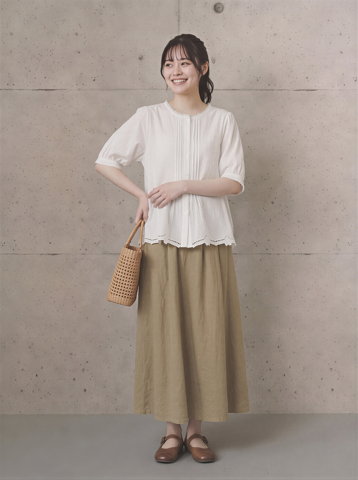 M~2XL レース切り抜き　スタンドカラーボタン留め　ゆったり半袖シャツ