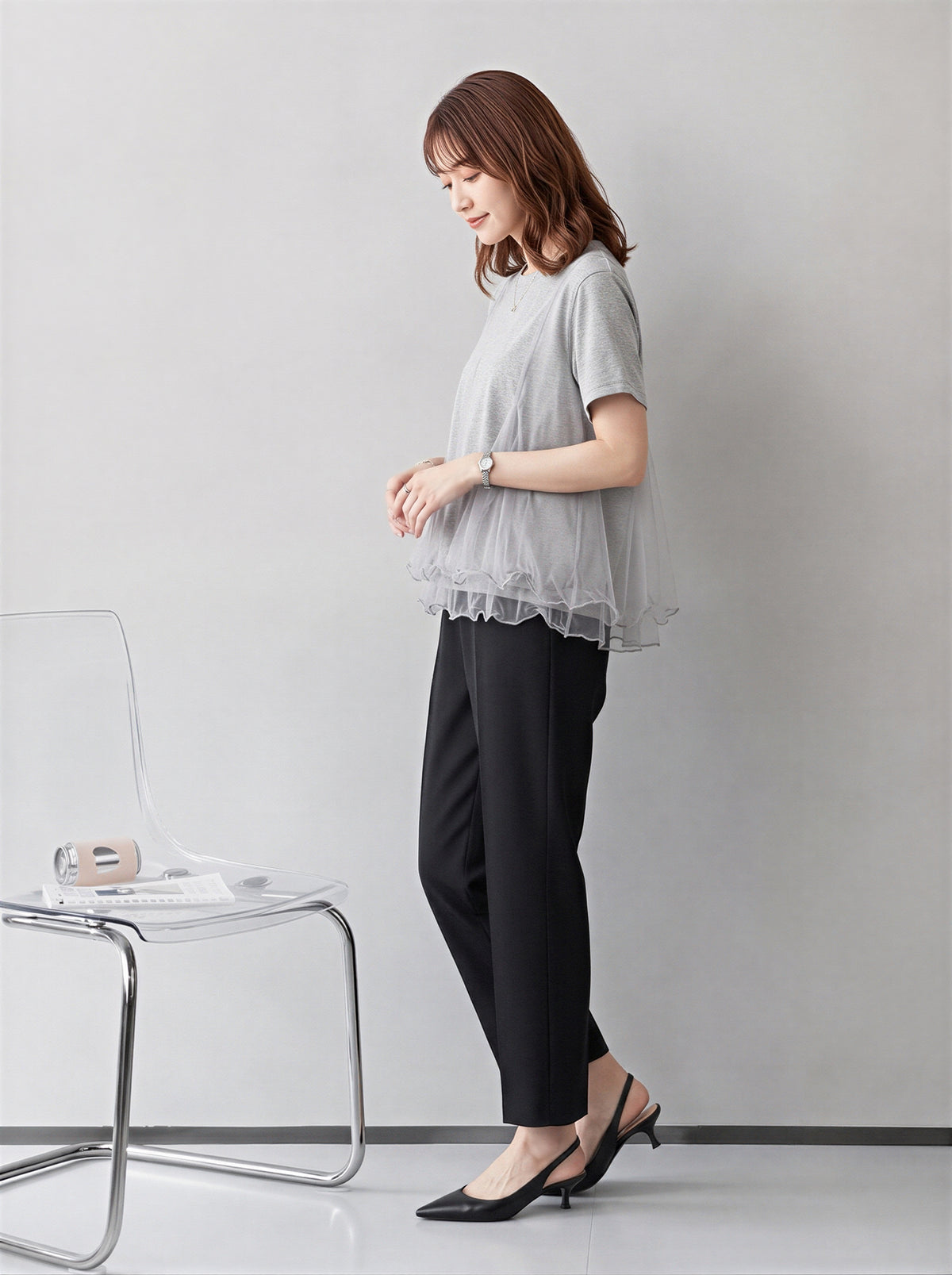ゆったりラウンドネック チュール切り替えTシャツ