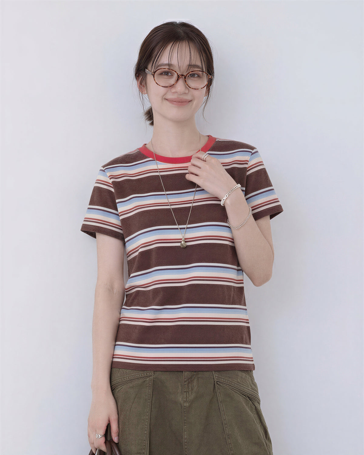 チェリーレッド襟 配色ボーダー 半袖Tシャツ