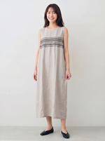 横刺繍切り替え ストレート ノースリーブタンクワンピース