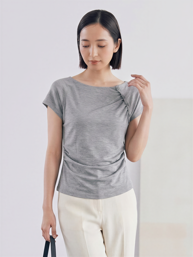 アシンメトリーネック ギャザー ボタン切替Tシャツ