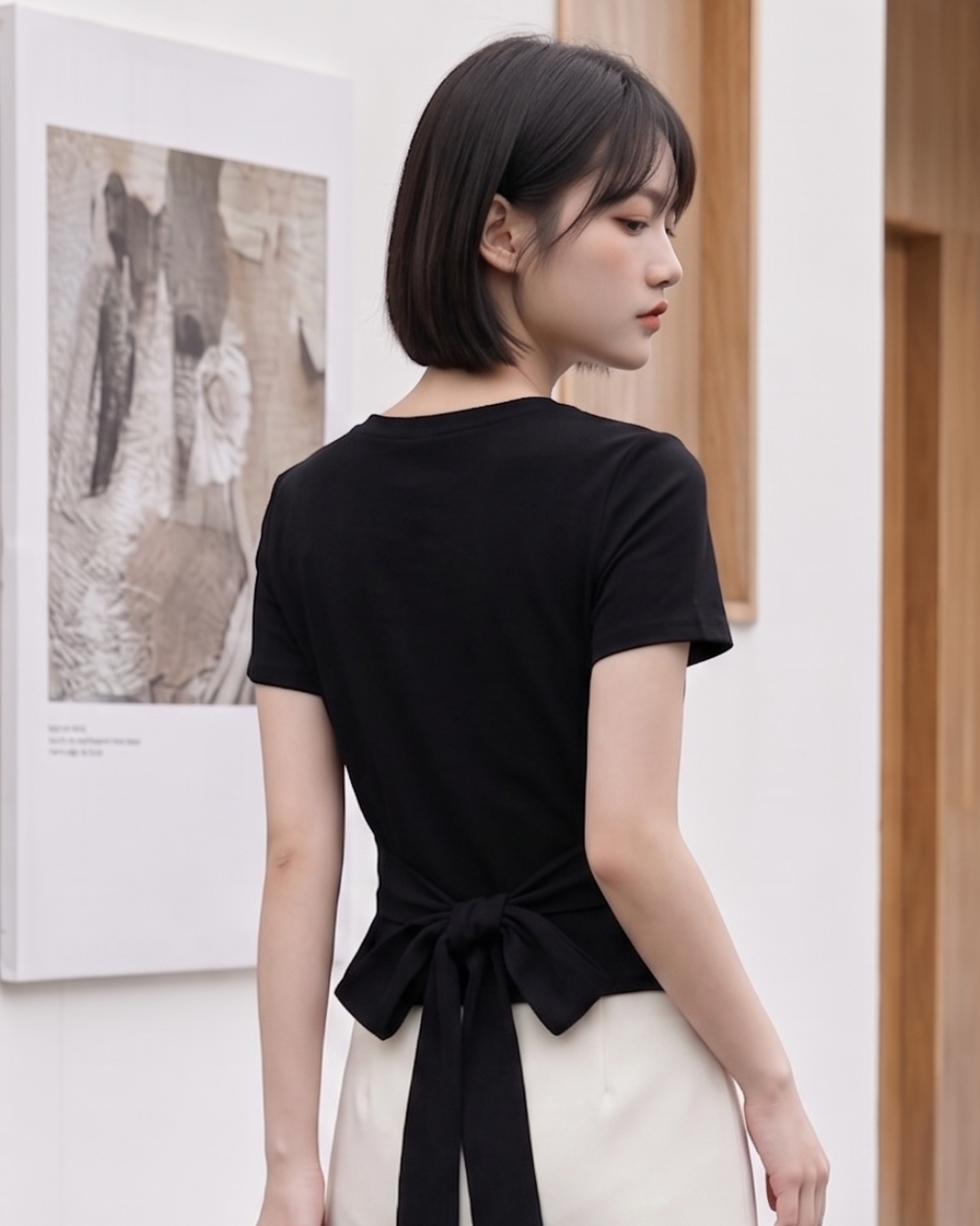 クロスVネック スリムフィット 半袖Tシャツ