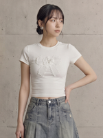 立体リボンアップリケ付き ショート丈 スリムフィット 半袖Tシャツ