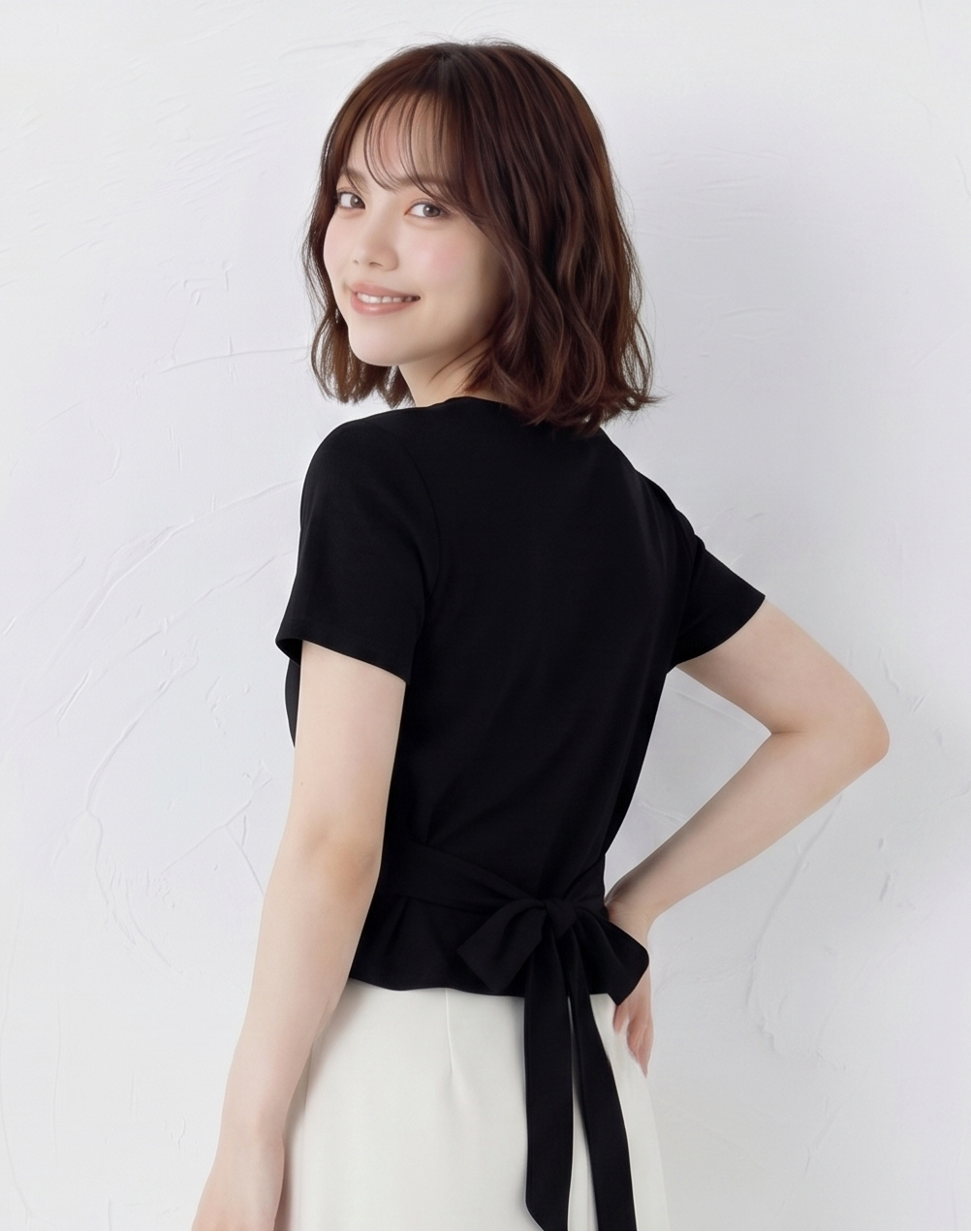 クロスVネック スリムフィット 半袖Tシャツ