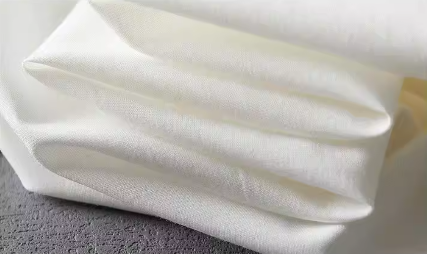 立体プリーツ切り替え 半袖シャツ