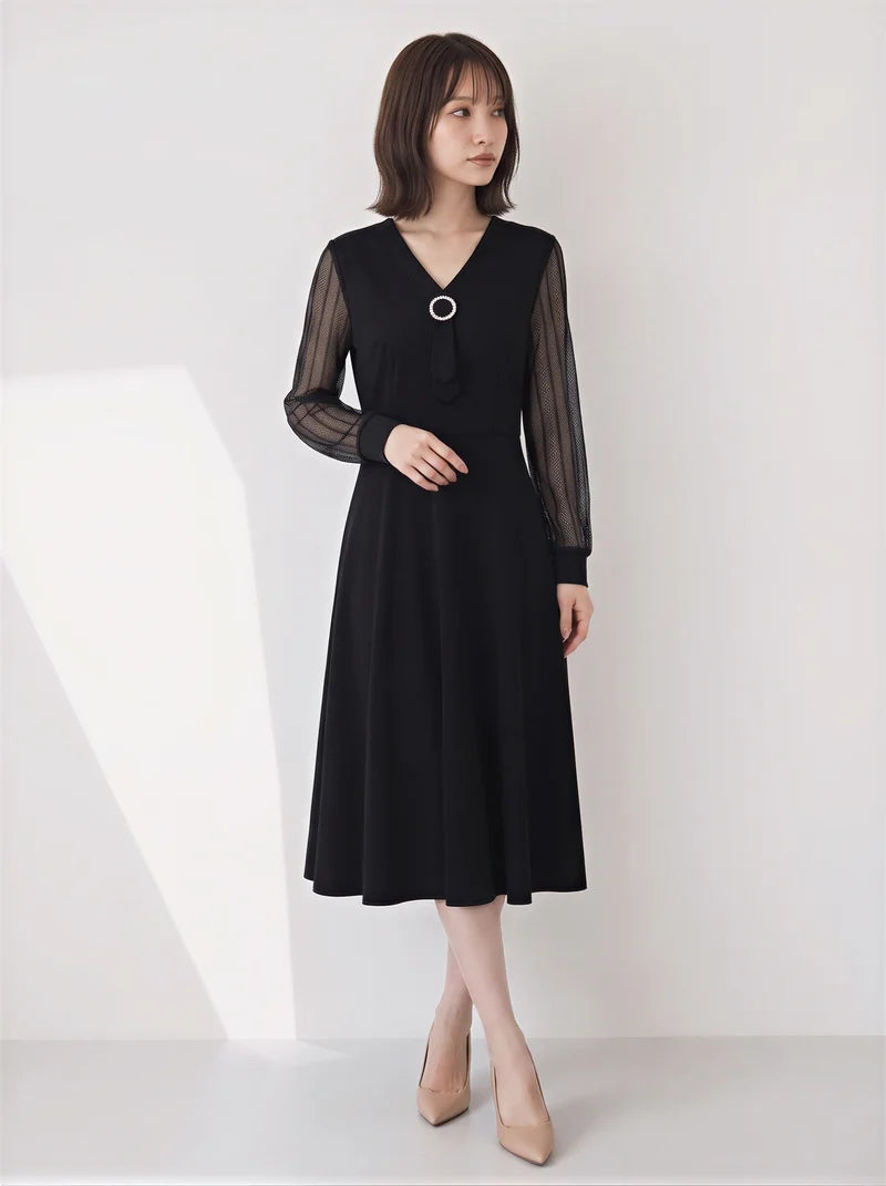 【秋新作】M~5XL Vネック ウエストマーク チュールスリーブ レースワンピース
