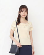 アシンメトリー折り返し襟 パールトリムTシャツ-イエロー-L