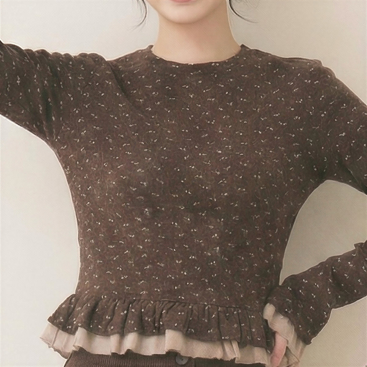 小花柄プリント フリルヘム切替 スリムフィット クルーネック 長袖Tシャツ