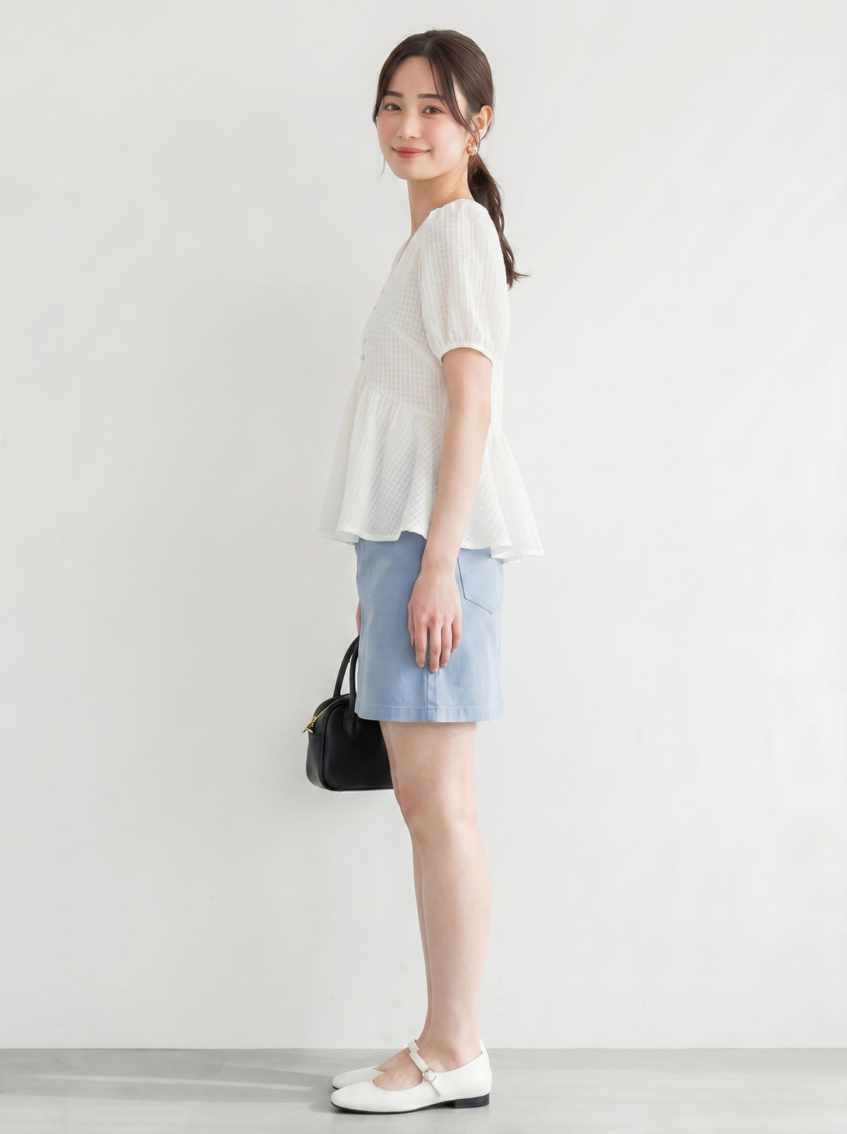 Vネック ウエストシェイプ パフスリーブ シフォンブラウス