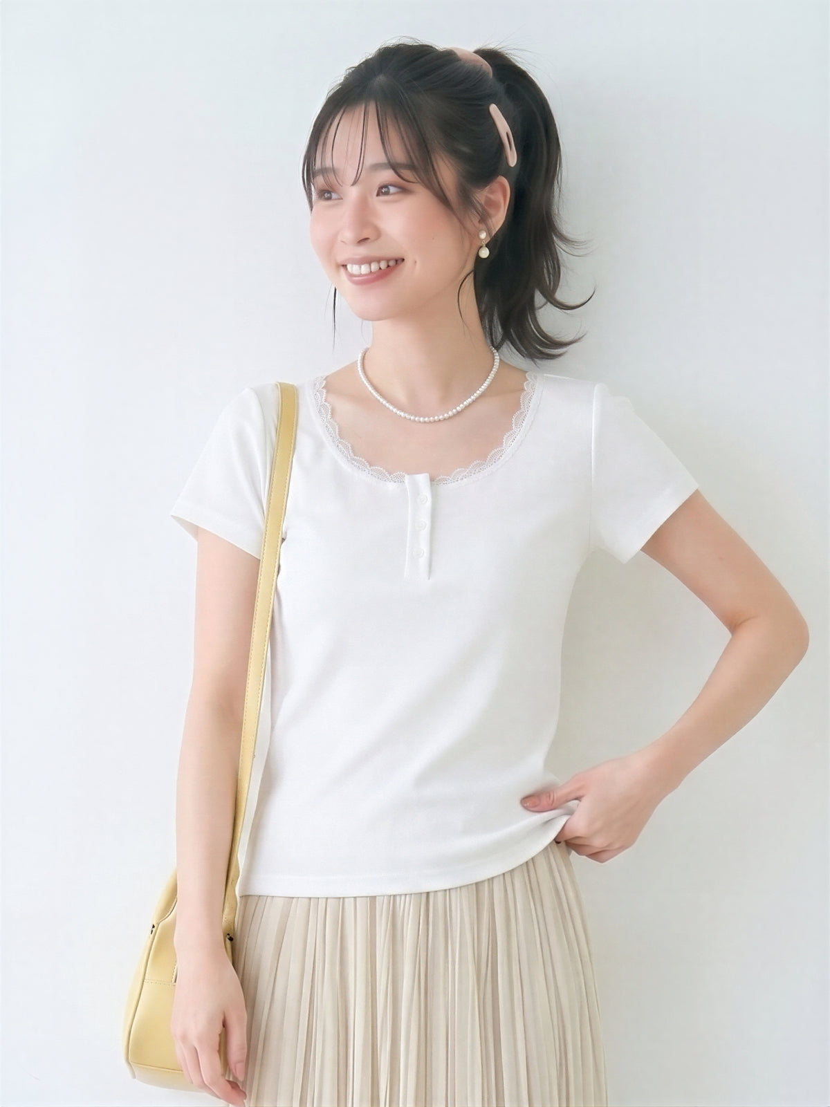 メロウフリル スクエアネック スリムTシャツ-ホワイト-L