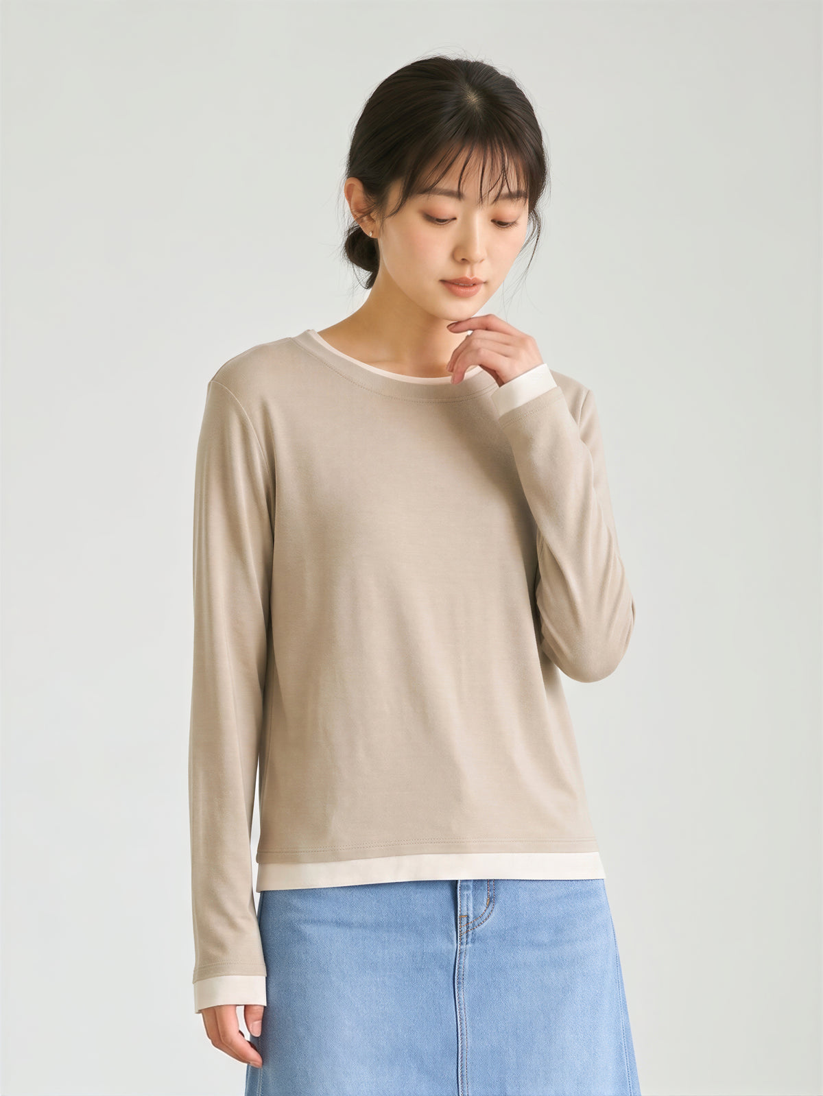 【秋新作】ラウンドネック レイヤード風 スリム見え フェイクツーピースTシャツ