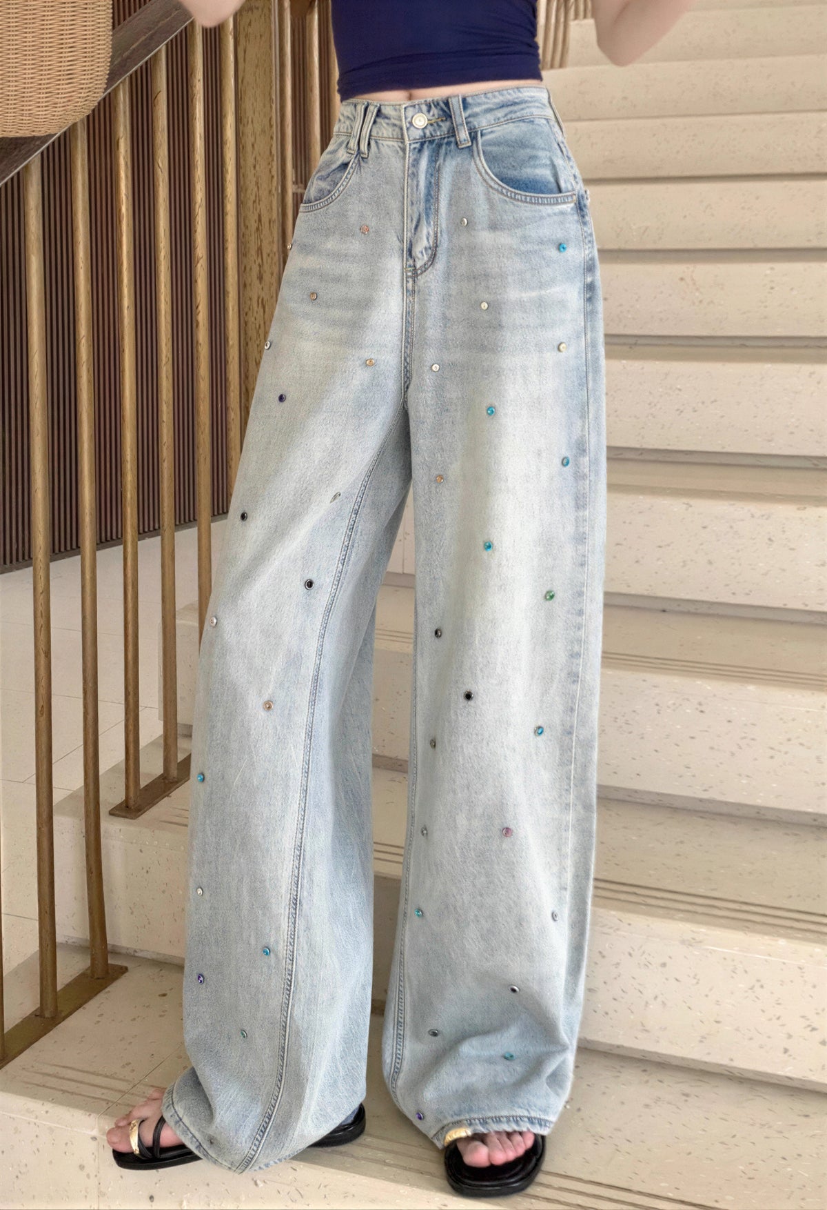 ライトブルー ハイウエスト ビーズ付きワイドデニムパンツ