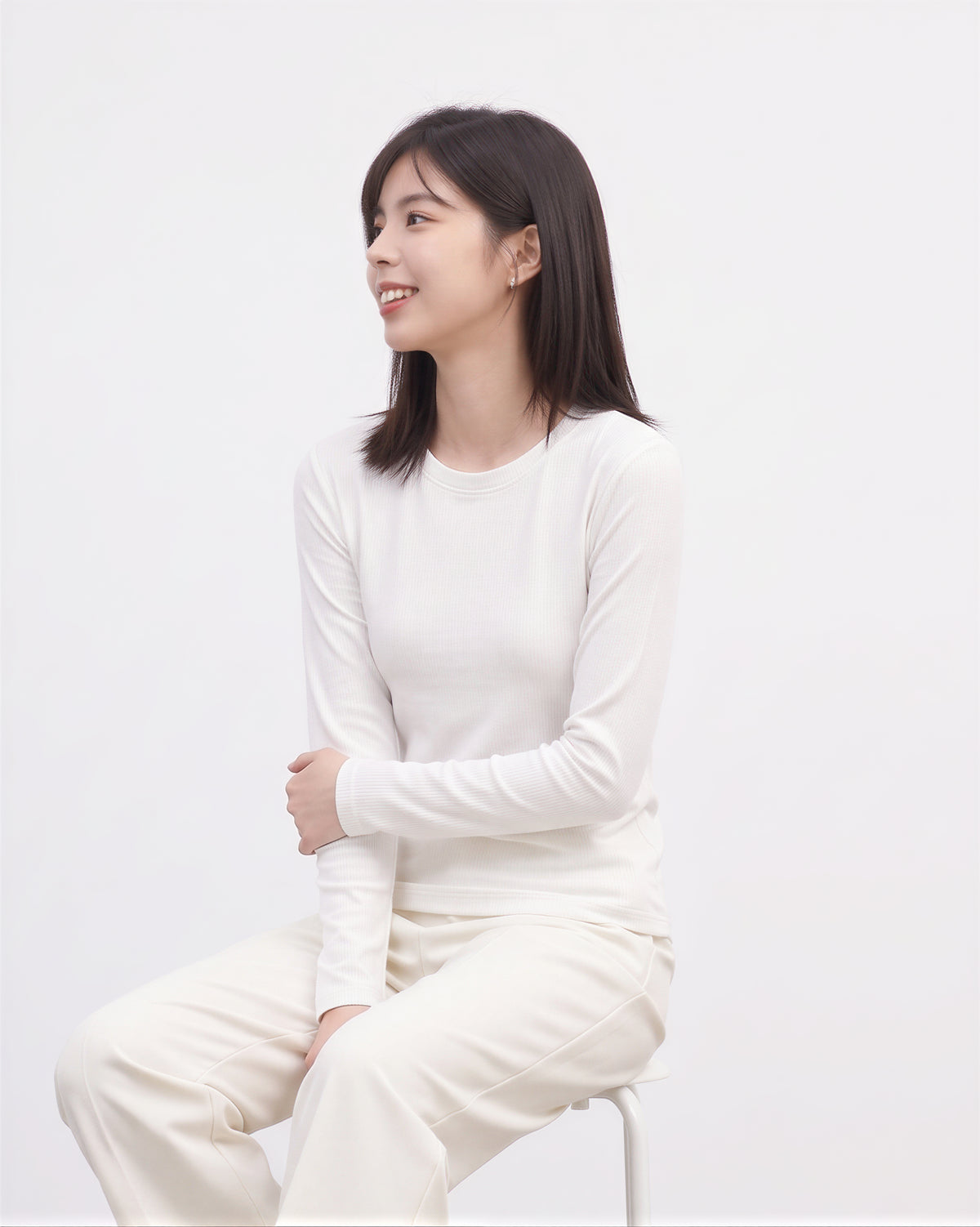 スリムフィット クルーネック長袖Tシャツ