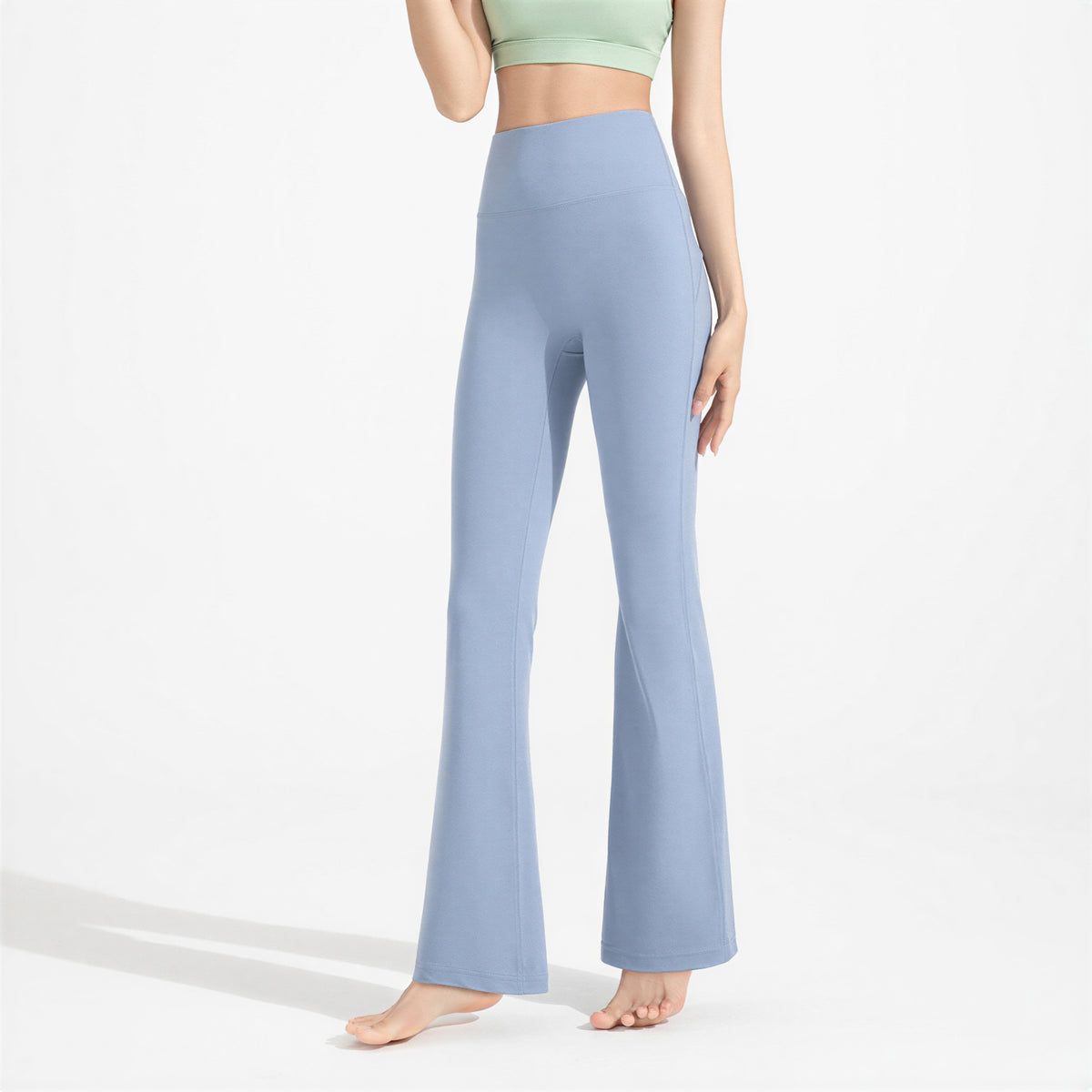 ハイウエスト ヒップアップ 微フレアパンツ