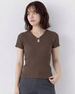 Vネック しずく型カットアウト リブ フィット 半袖ニットTシャツ