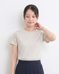 ベージュ