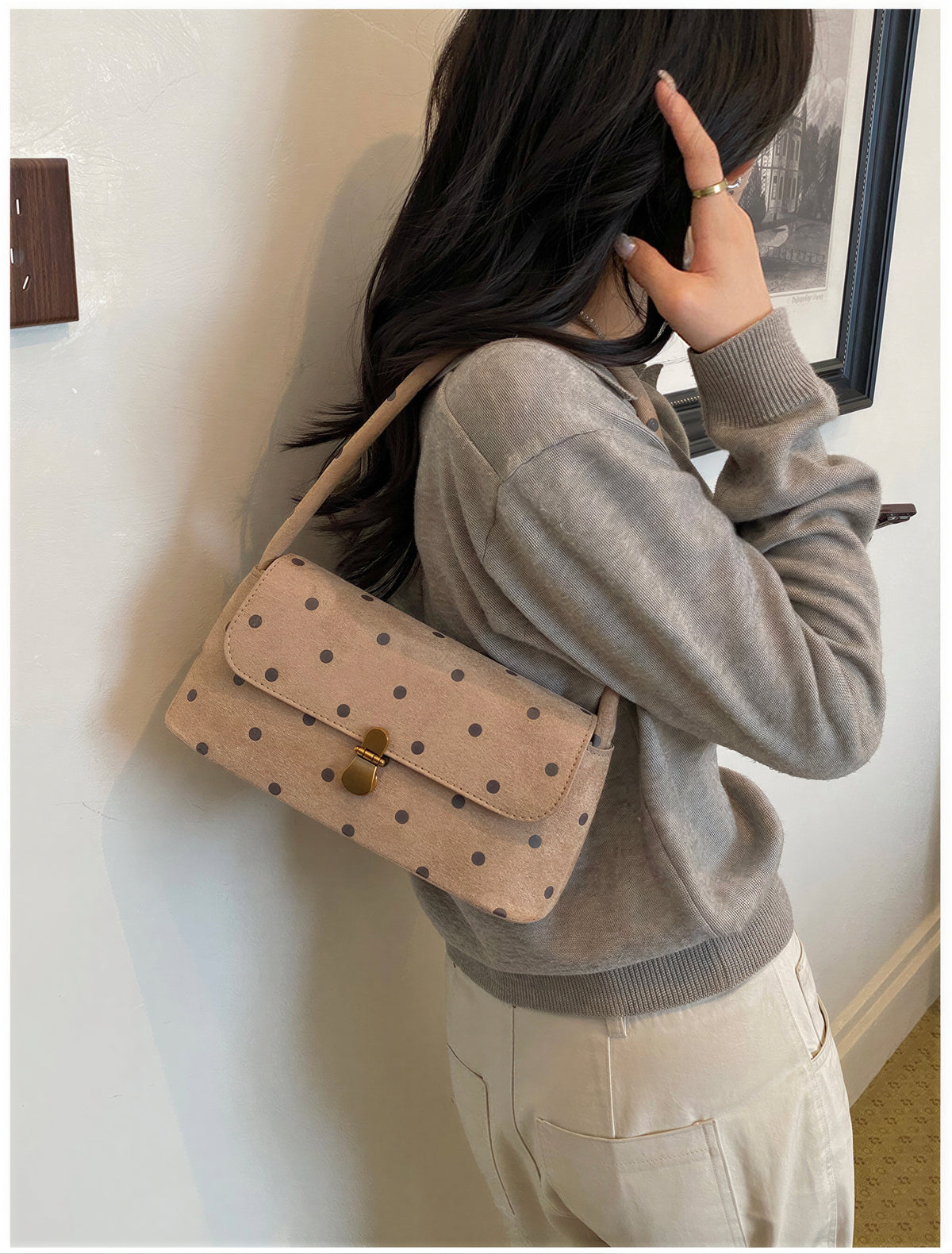 ドット柄フラップ レトロバゲットショルダーバッグ