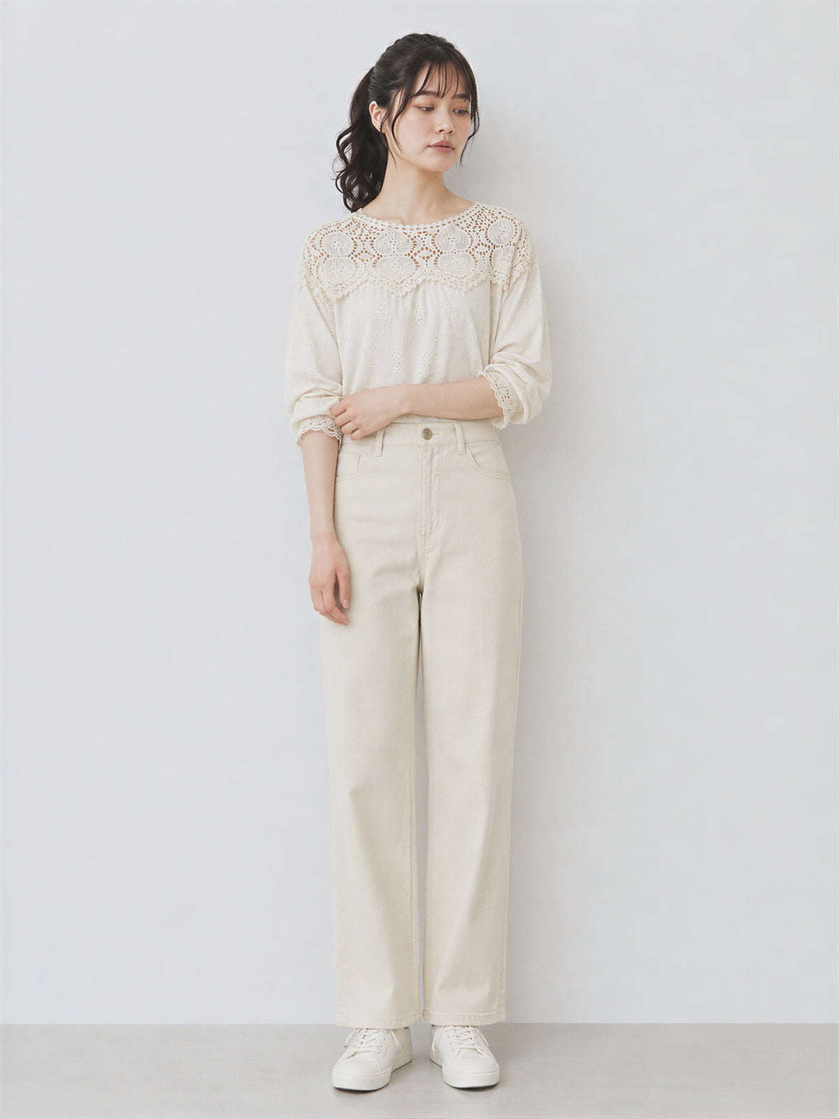 M~2XL カットワークレース切り替え パフスリーブブラウス
