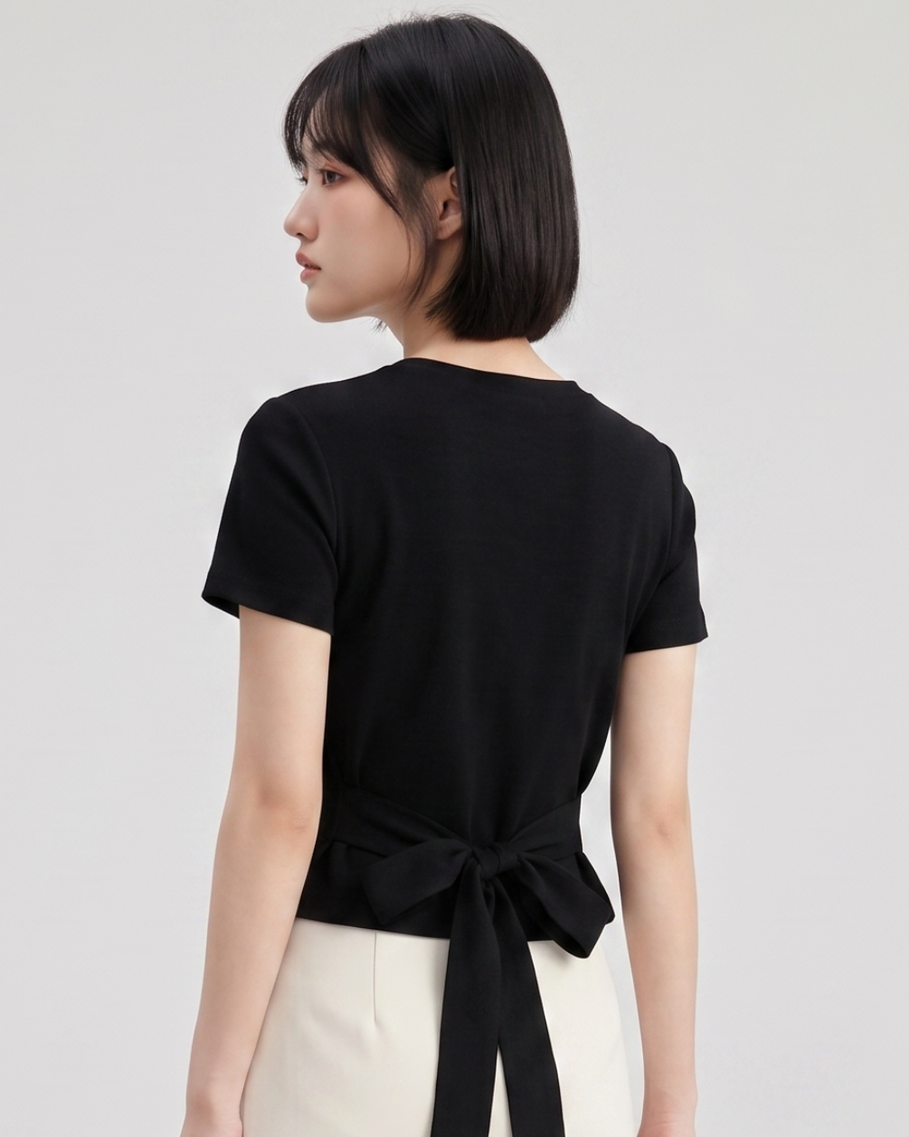 クロスVネック スリムフィット 半袖Tシャツ
