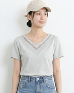カットワークレースVネック 半袖ストレートTシャツ