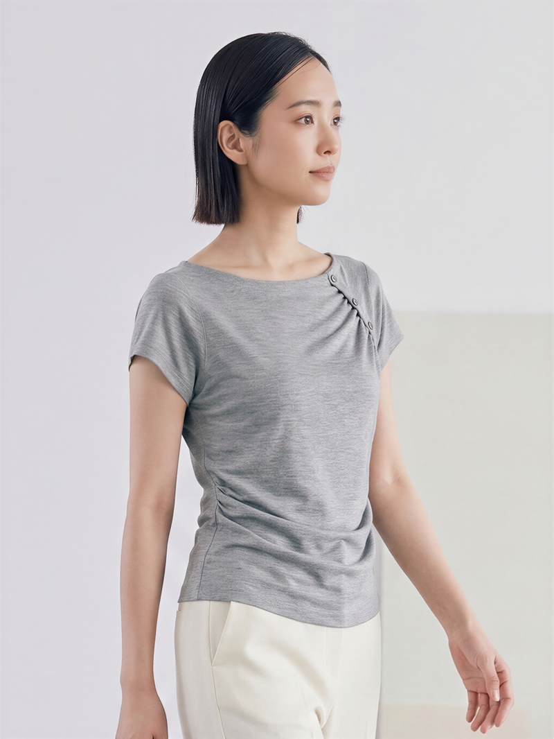 アシンメトリーネック ギャザー ボタン切替Tシャツ