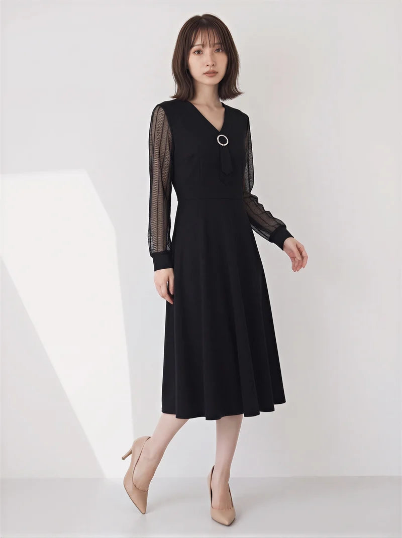 【秋新作】M~5XL Vネック ウエストマーク チュールスリーブ レースワンピース