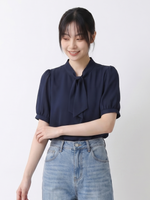 リボンタイ付き パフスリーブブラウス